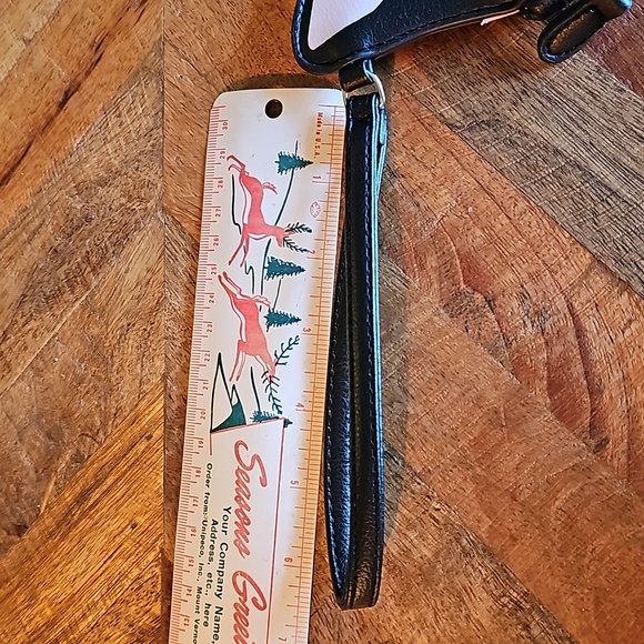 Betsey Johnson dog and cat wristlet bundle used - Picture 4 of 16